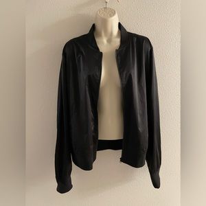 City Streets XL black lightweight jacket